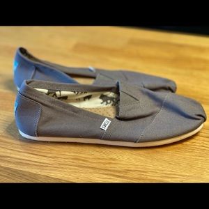 Toms shoes